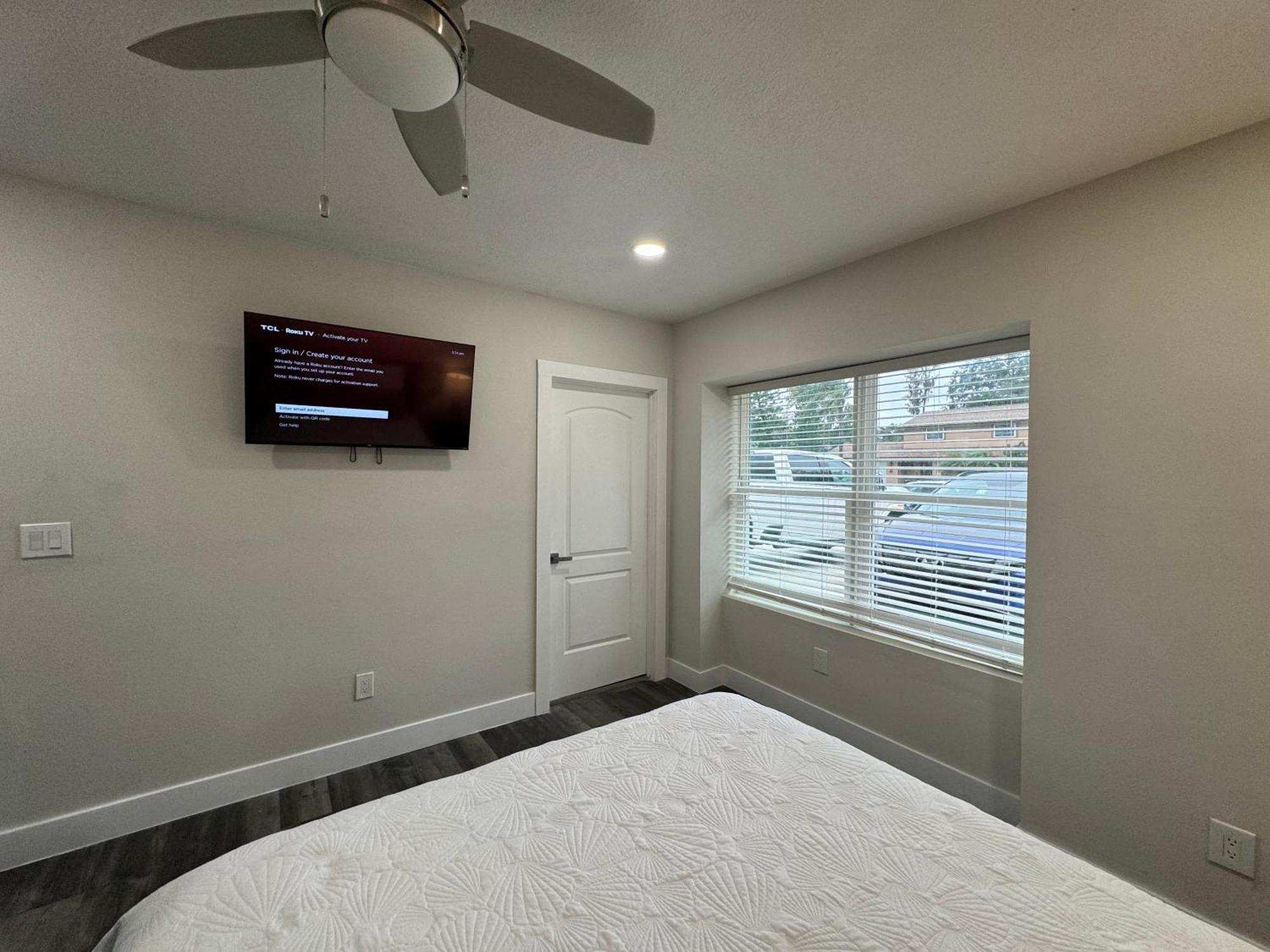 Deluxe Apartment Whit Laundry Tampa Luaran gambar