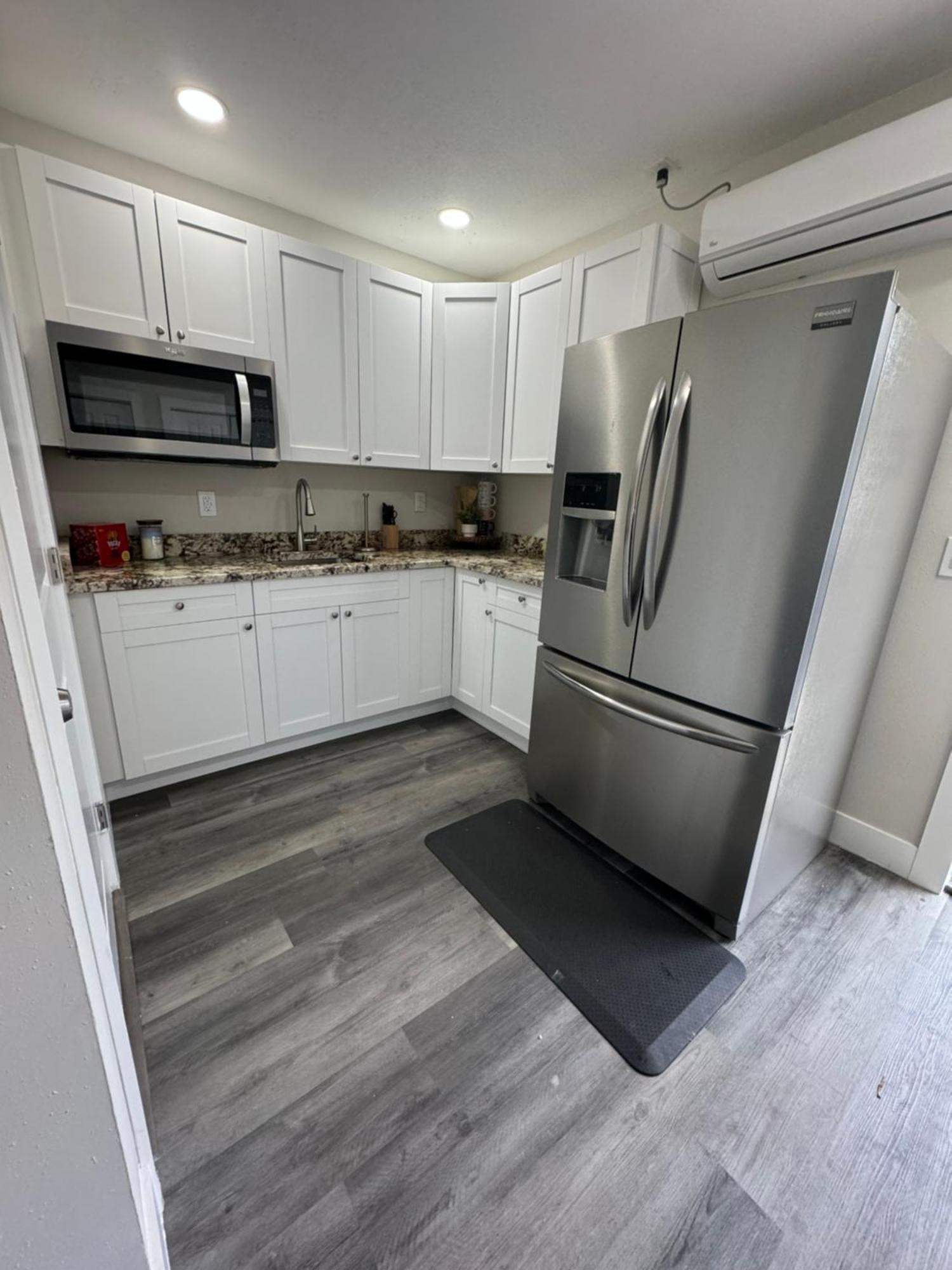 Deluxe Apartment Whit Laundry Tampa Luaran gambar