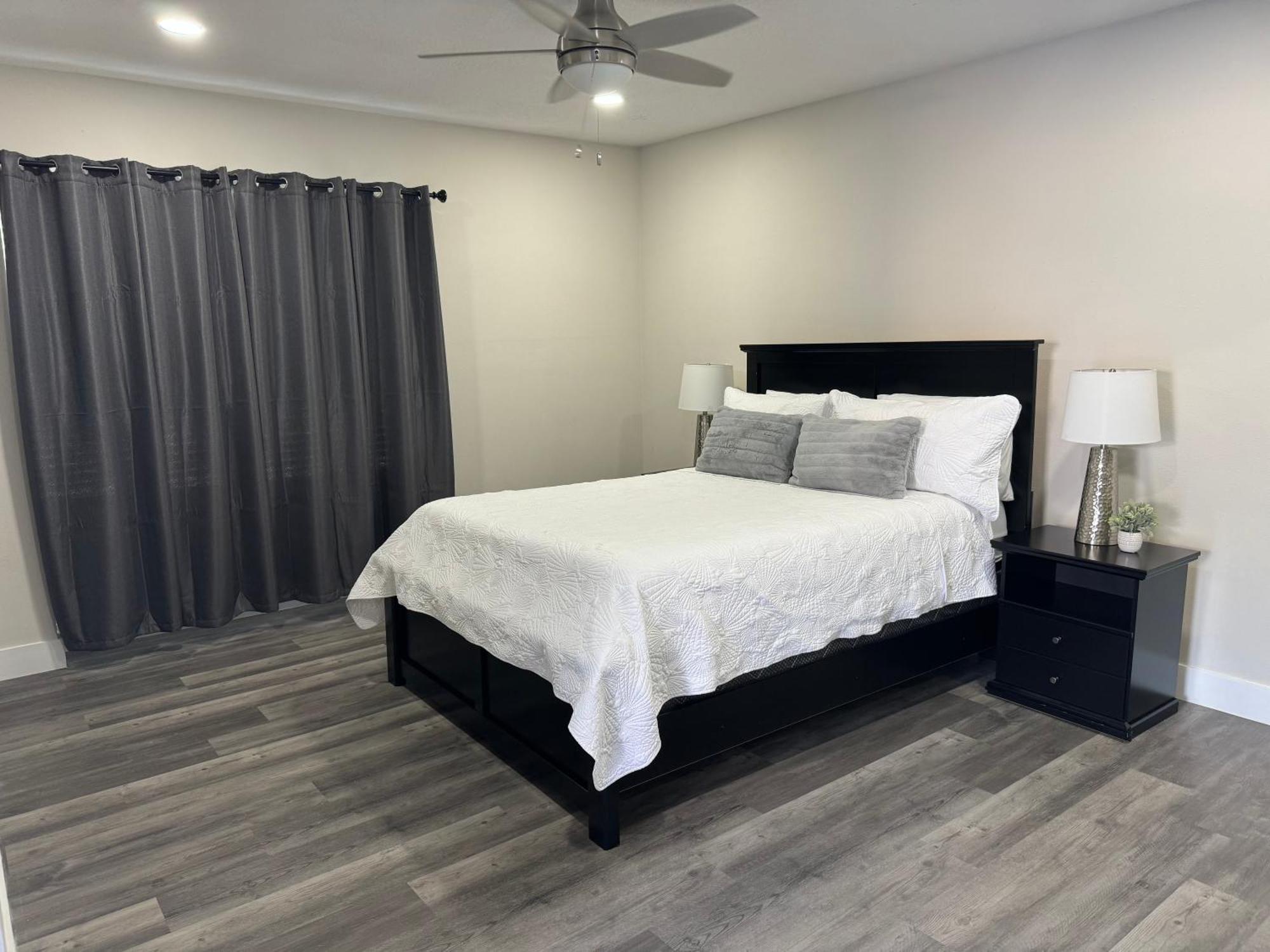 Deluxe Apartment Whit Laundry Tampa Luaran gambar